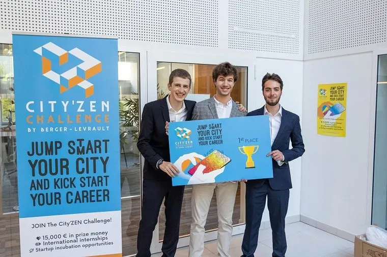 Photo de l'équipe Connect de Epitech Barcelona, le gagnant du 1er prix de la 4ème édition du City'ZEN Challenge