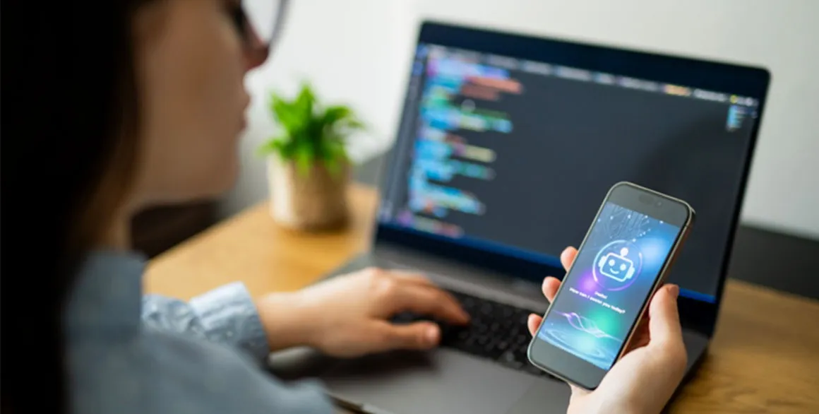 Marie utilise un assistant IA qui offre une expérience utilisateur optimale